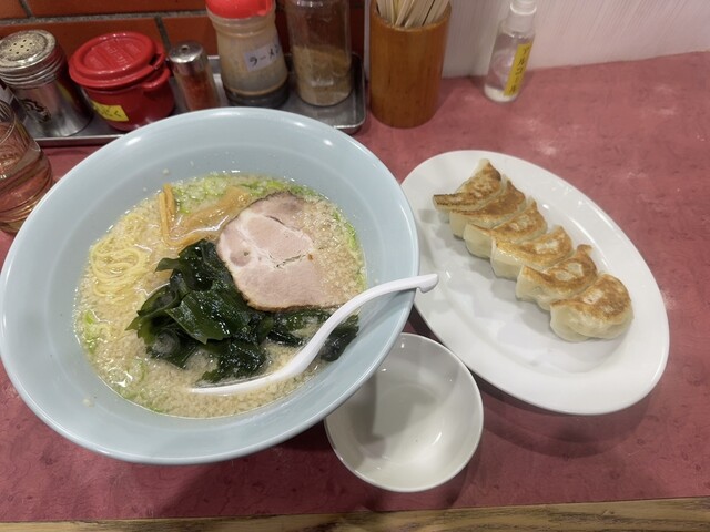 MEDICOM TOY - 大宮ラーメン ニューラーメンショップ 大宮東口店 - 大宮/ラーメン | 食べログ