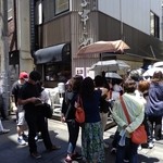 日本橋 天丼 金子半之助 本店 - これで2時間でした。