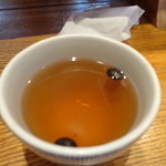 日本橋 天丼 金子半之助 - 黒豆茶