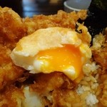 日本橋 天丼 金子半之助 - 卵の天ぷら