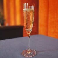 赤坂 桃の木 - ランチシャンパン:
                    ジォアネス リオテ エ フィスプリット レヴェルス