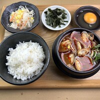 料理メニュー : カルビ丼・スン豆腐専門店 三肉屋 センタープラザ店