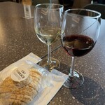 EKI TERRACE NANYO - 料理写真:タルベリーと桜水ワイン　各500円