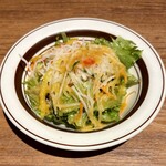 ミート矢澤 - 付属のサラダ