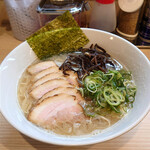 博多ラーメン 鶴や - チャーシューメン