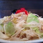 なにわとんこつらーめん　大正橋まんてん - 野菜ラーメンはキャベツ＆モヤシがてんこ盛り