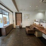 本煉果子 炊蓮 isshin  - 店内