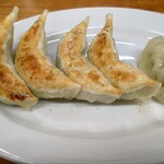 藤屋 - 餃子＠400円