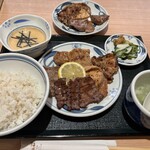 ねぎし - わんぱくセットに、単品の肉も追加したったゾ(ФωФ)