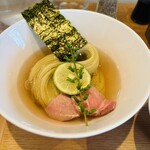 ヨコクラストアハウス - 麺皿(塩)トッピングは焼豚、穂紫蘇、のり、ライム