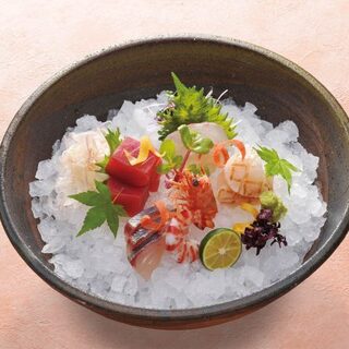 おうどんとご一緒に◎一品料理も種類豊富にご用意！