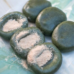 志”満ん草餅 - 