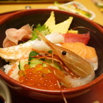 かにの華 - 海鮮丼ランチ1480円＋税