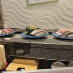 大江戸 池袋南口店 - 超お得皿がいっぱい！