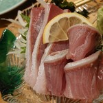 地物産品料理処 田福 - 本日のおススメ『ブリの刺身』