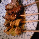 もつ焼き カミヤ - 盛り合わせ五本