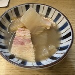 和洋酒菜 ひで - クジラの煮物