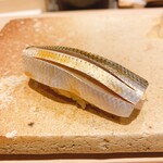 鮨 いつつ - 小肌