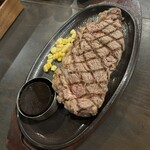ラトルアンドハム - 最初の牛サーロインステーキ