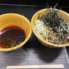 なぜ蕎麦にラー油を入れるのか。 五反田店