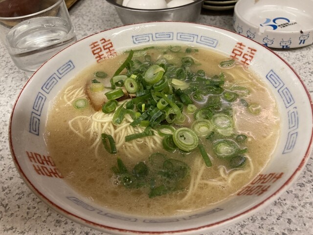 Hakata Meibutsu Nagahama Ramen Nagahama Ichiban Nagarekawa Honten