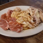 水よし - カシラ、ホルモン、ガツ