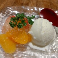 京橋 二刀流 - コースの〆デザート:パチパチするデザート