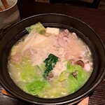 地鶏とこだわりたまごyama - 大山地鶏鍋　(濃厚鶏白湯味)