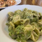 イル ピッチョーネ ドーロ - サルシッチャとブロッコリー