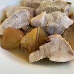 イル ピッチョーネ ドーロ - 豚肉のりんご煮