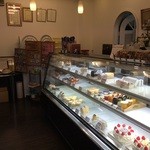 アリス洋菓子店 - 店内(2014年7月）
