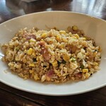 お好み焼き 鉄ちゃん - 〆のガーリックチャーハン