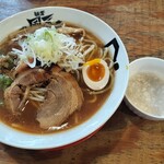 麺者 風天 - 焦がし醤油ラーメン、大盛、背脂