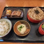 和風レストランまるまつ - 料理写真:そば牛タン御膳