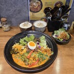 SPICY CURRY 魯珈 - 