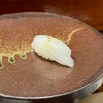鮨匠 のむら - 鹿児島アオリイカのにぎり