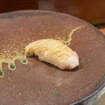 鮨匠 のむら - サワラのにぎり