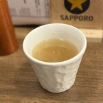 うな串 焼鳥 う福 - おでん出汁割り（焼酎）　490円