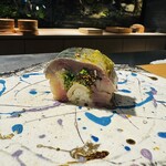 鮨shizuku 西天満 - 豊後水道の鯖の棒鮨