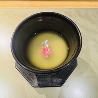 鮨shizuku 西天満 - 豆の茶碗蒸し