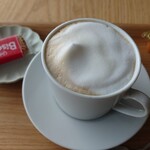 STAR CAFE - ホットカフェラテ400円