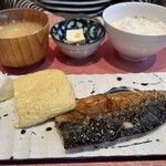 ひものと和めし処 をかし - 昆布さばとだし巻き玉子定食