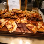 Lufthansa Senator Lounge  - ピザパンみたなの