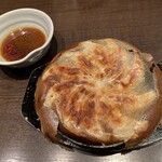 白木屋 - 白木屋自慢の本場博多鉄鍋餃子
