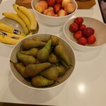 Lufthansa Senator Lounge - 果物が豊富でした