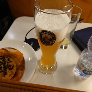 Lufthansa Senator Lounge_1