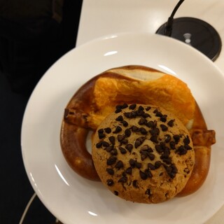 Lufthansa Senator Lounge_0