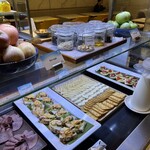Travel Club Lounge - 