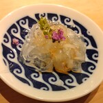 すしやのたい悟 - のれそれ（穴子の稚魚）