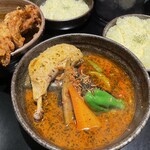 ピカンティ - チキンレッグ(38億年の風)¥1,570+ライス大盛り(200㌘)¥150+辛さ無量¥200=¥1,930